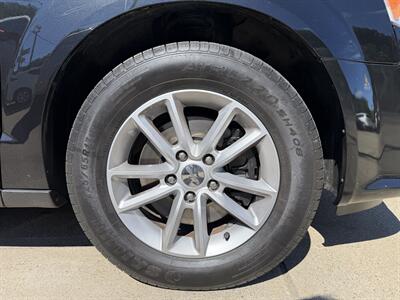 2019 Dodge Grand Caravan SXT   - Photo 9 - Pittsburgh, PA 15226