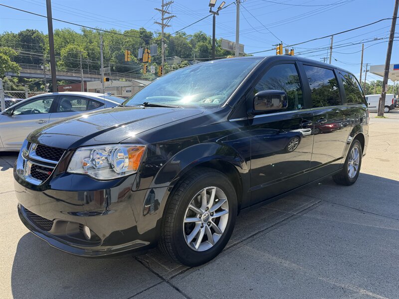 2019 Dodge Grand Caravan SXT   - Photo 1 - Pittsburgh, PA 15226