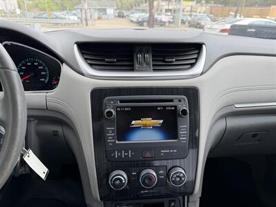 2016 Chevrolet Traverse LT   - Photo 20 - Pittsburgh, PA 15226
