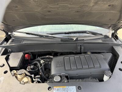 2016 Chevrolet Traverse LT   - Photo 9 - Pittsburgh, PA 15226