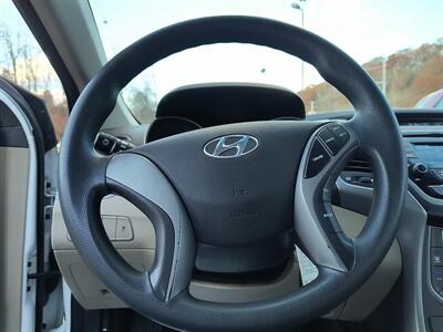 2016 Hyundai ELANTRA SE - Photo 17 - Pittsburgh, PA 15226