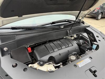 2014 Chevrolet Traverse LTZ   - Photo 10 - Pittsburgh, PA 15226