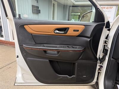 2014 Chevrolet Traverse LTZ   - Photo 13 - Pittsburgh, PA 15226