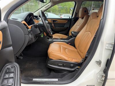 2014 Chevrolet Traverse LTZ   - Photo 15 - Pittsburgh, PA 15226