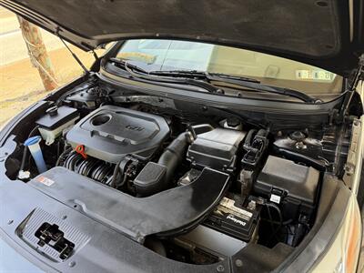 2015 Hyundai SONATA Sport   - Photo 15 - Pittsburgh, PA 15226