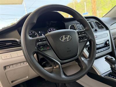 2015 Hyundai SONATA Sport   - Photo 23 - Pittsburgh, PA 15226