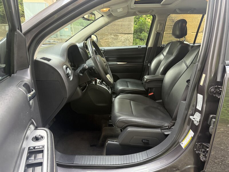 2015 Jeep Compass High Altitude Editio - Photo 16 - Pittsburgh, PA 15226