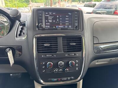 2015 Dodge Grand Caravan SXT   - Photo 28 - Pittsburgh, PA 15226