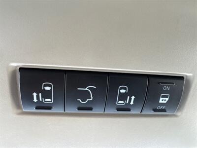2015 Dodge Grand Caravan SXT   - Photo 32 - Pittsburgh, PA 15226