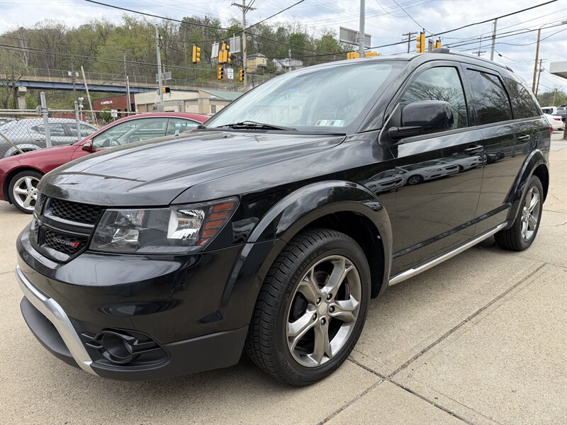 2016 Dodge Journey Crossroad   - Photo 1 - Pittsburgh, PA 15226