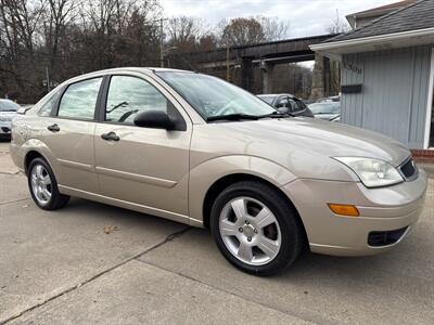 2007 Ford Focus ZX4 SES   - Photo 5 - Pittsburgh, PA 15226