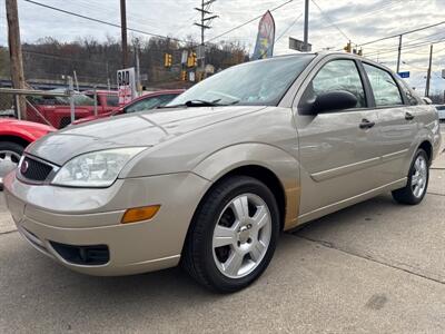 2007 Ford Focus ZX4 SES  