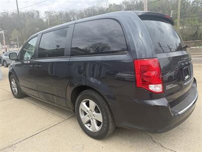 2013 Dodge Grand Caravan SE   - Photo 2 - Pittsburgh, PA 15226