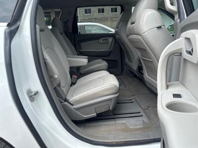 2010 Chevrolet Traverse LT   - Photo 13 - Pittsburgh, PA 15226