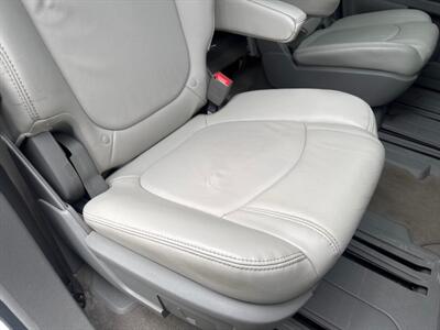 2010 Chevrolet Traverse LT   - Photo 14 - Pittsburgh, PA 15226