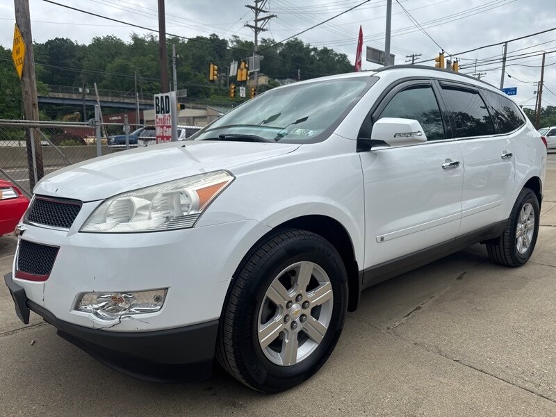 2010 Chevrolet Traverse LT - Photo 1 - Pittsburgh, PA 15226