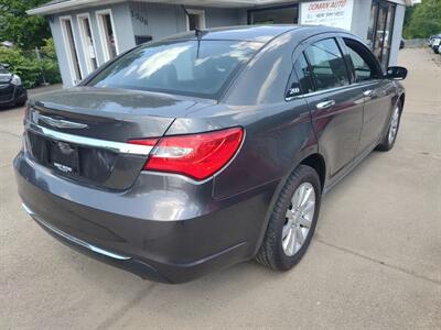 2014 Chrysler 200 Limited   - Photo 4 - Pittsburgh, PA 15226