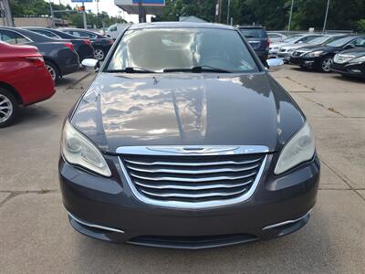 2014 Chrysler 200 Limited   - Photo 6 - Pittsburgh, PA 15226