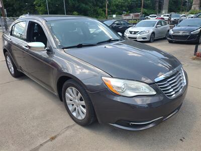 2014 Chrysler 200 Limited   - Photo 5 - Pittsburgh, PA 15226