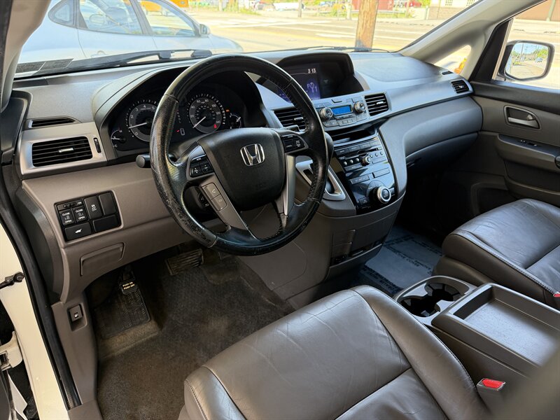 2011 Honda Odyssey EX-L - Photo 16 - Pittsburgh, PA 15226
