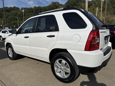 2010 Kia Sportage LX   - Photo 2 - Pittsburgh, PA 15226