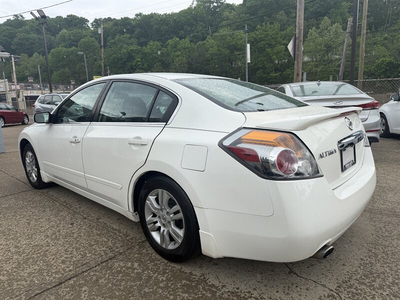 2012 Nissan Altima 2.5 S - Photo 2 - Pittsburgh, PA 15226