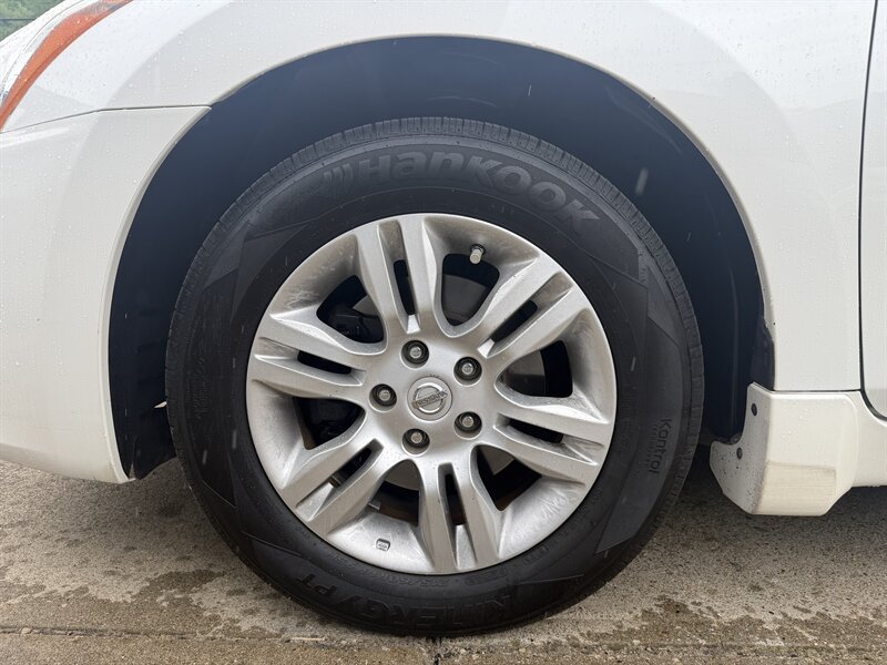 2012 Nissan Altima 2.5 S - Photo 10 - Pittsburgh, PA 15226