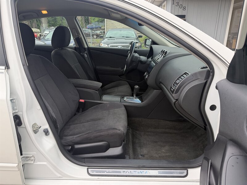 2012 Nissan Altima 2.5 S - Photo 30 - Pittsburgh, PA 15226