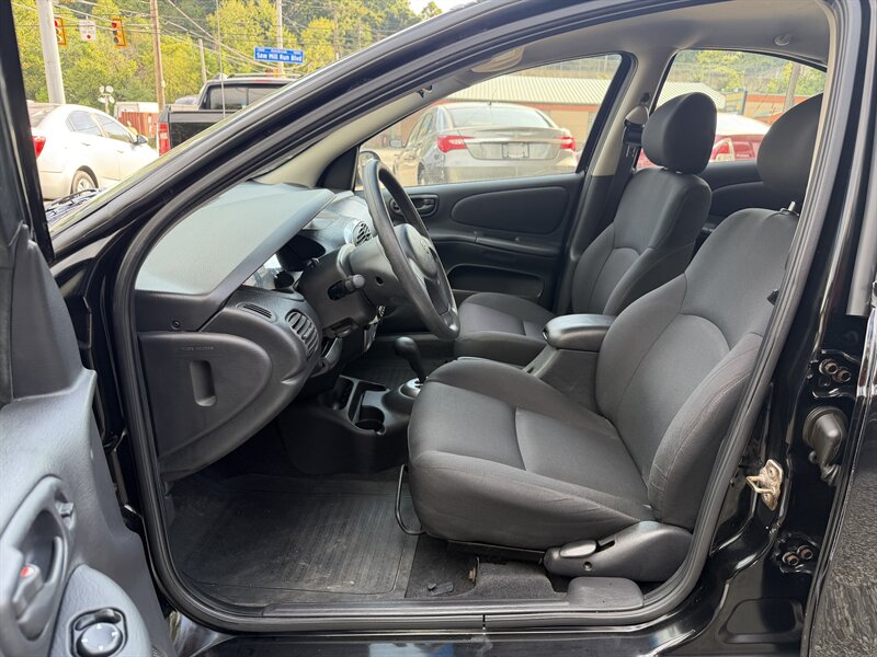 2003 Dodge Neon SXT - Photo 18 - Pittsburgh, PA 15226