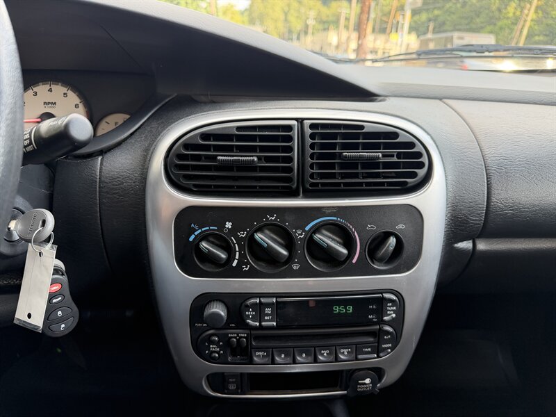 2003 Dodge Neon SXT - Photo 21 - Pittsburgh, PA 15226
