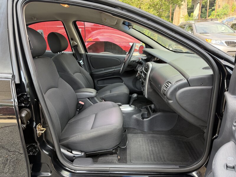 2003 Dodge Neon SXT - Photo 24 - Pittsburgh, PA 15226