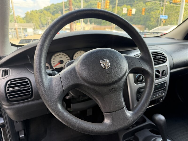 2003 Dodge Neon SXT - Photo 17 - Pittsburgh, PA 15226