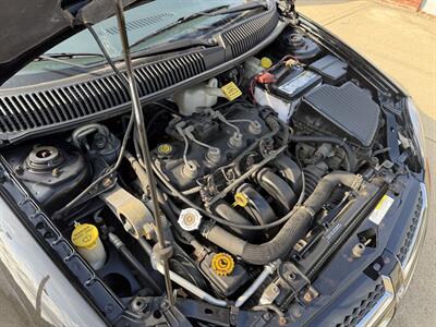 2003 Dodge Neon SXT - Photo 12 - Pittsburgh, PA 15226