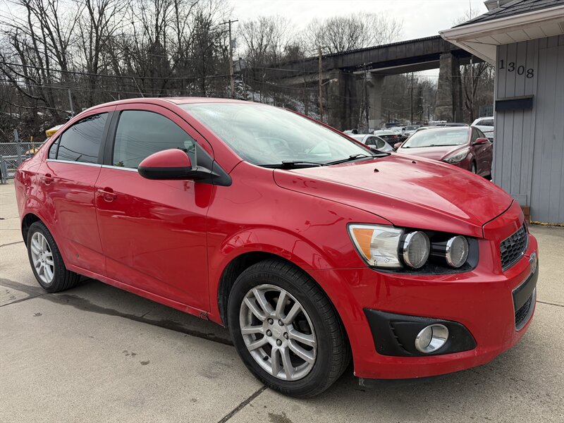 2014 Chevrolet Sonic LT Auto - Photo 5 - Pittsburgh, PA 15226