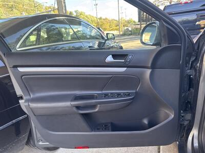 2008 Volkswagen Jetta SE   - Photo 16 - Pittsburgh, PA 15226