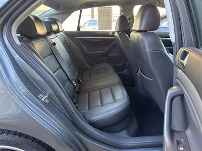 2008 Volkswagen Jetta SE   - Photo 11 - Pittsburgh, PA 15226