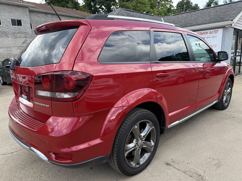 2014 Dodge Journey Crossroad - Photo 4 - Pittsburgh, PA 15226