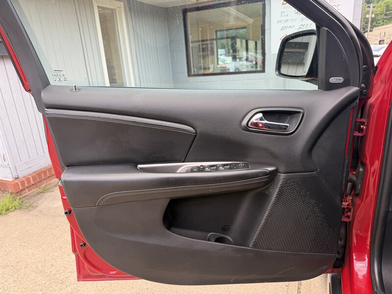2014 Dodge Journey Crossroad - Photo 15 - Pittsburgh, PA 15226