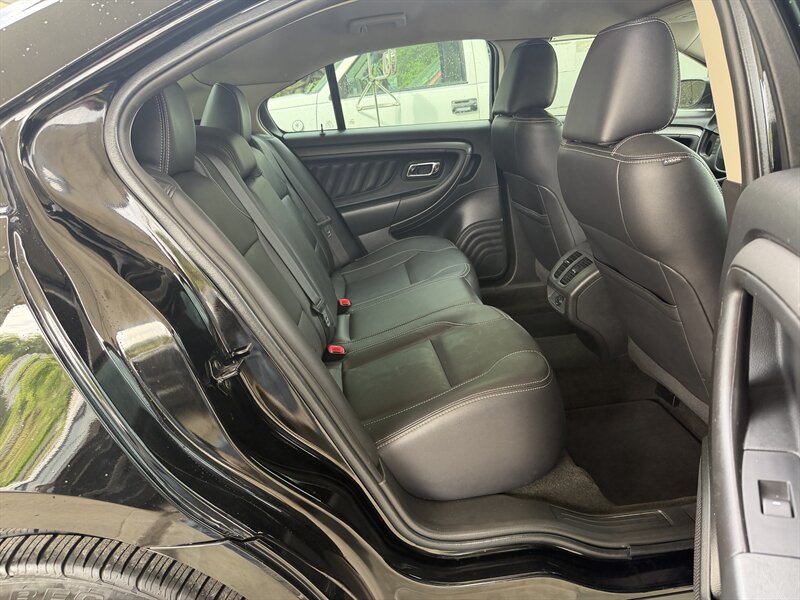 2011 Ford Taurus SEL - Photo 37 - Pittsburgh, PA 15226