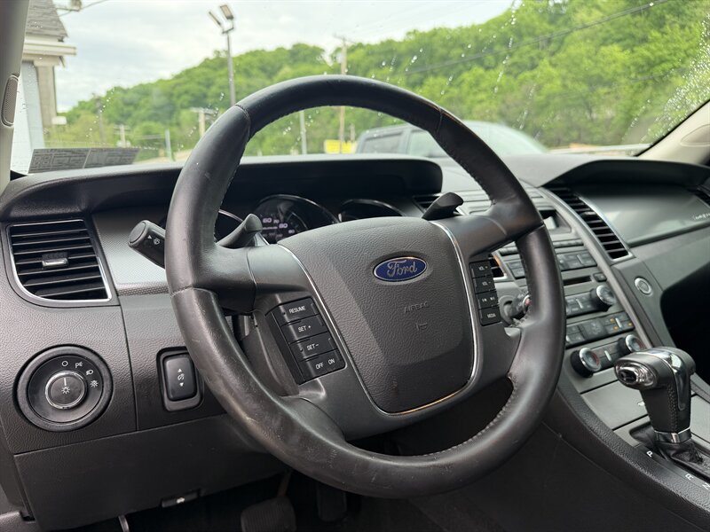 2011 Ford Taurus SEL - Photo 18 - Pittsburgh, PA 15226