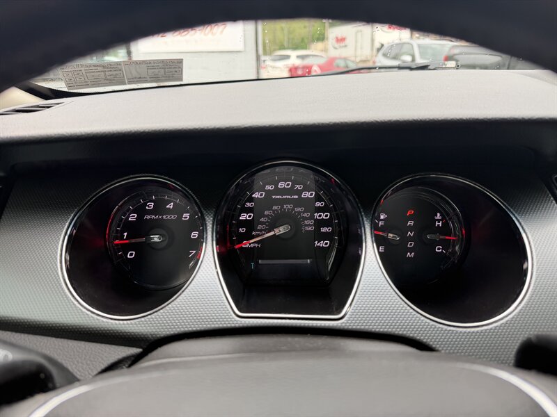 2011 Ford Taurus SEL - Photo 22 - Pittsburgh, PA 15226
