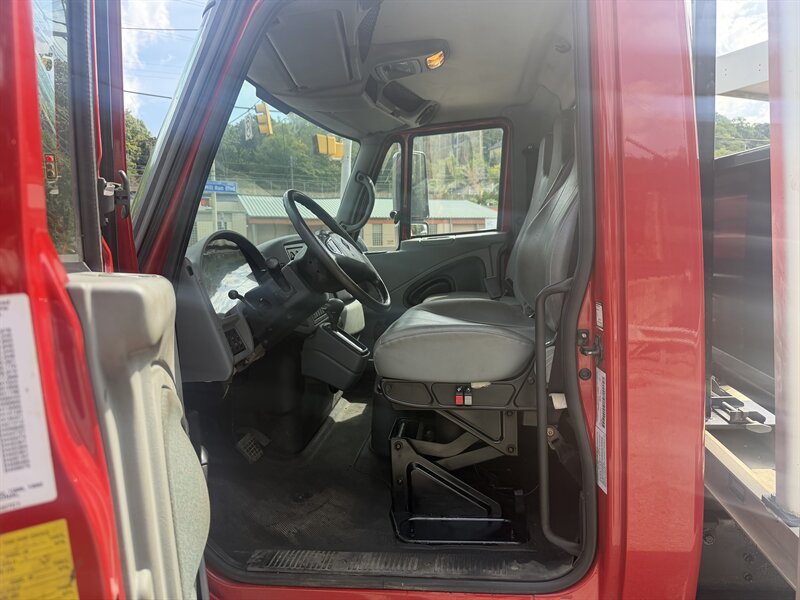 2007 International DuraStar 4300 DuraStar 4000 series - Photo 27 - Pittsburgh, PA 15226