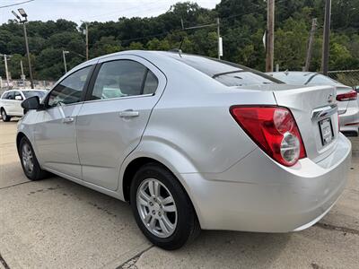 2015 Chevrolet Sonic LT Auto - Photo 2 - Pittsburgh, PA 15226