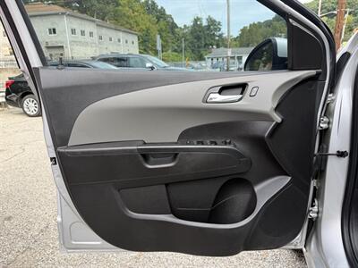 2015 Chevrolet Sonic LT Auto - Photo 15 - Pittsburgh, PA 15226