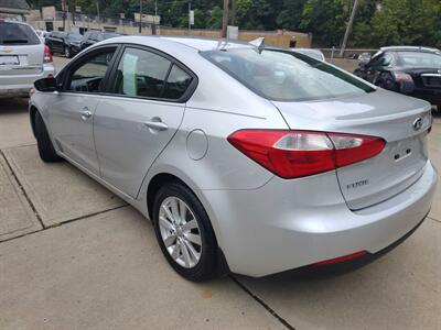 2016 Kia Forte LX   - Photo 2 - Pittsburgh, PA 15226