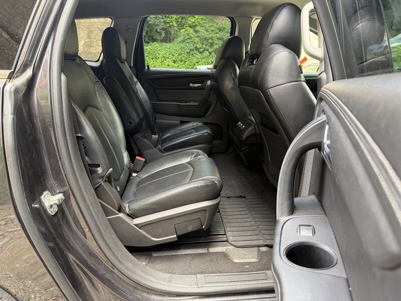 2016 Chevrolet Traverse LT - Photo 32 - Pittsburgh, PA 15226