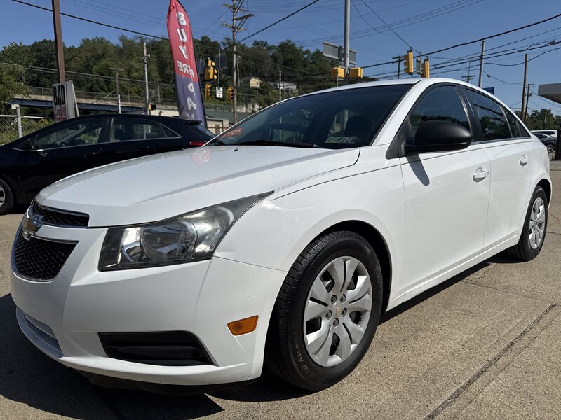 2012 Chevrolet Cruze LS - Photo 1 - Pittsburgh, PA 15226
