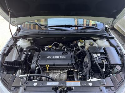 2012 Chevrolet Cruze LS   - Photo 16 - Pittsburgh, PA 15226