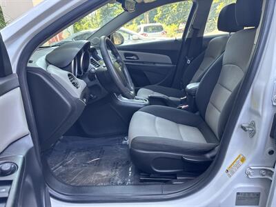 2012 Chevrolet Cruze LS   - Photo 8 - Pittsburgh, PA 15226
