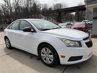 2013 Chevrolet Cruze LS Auto   - Photo 5 - Pittsburgh, PA 15226